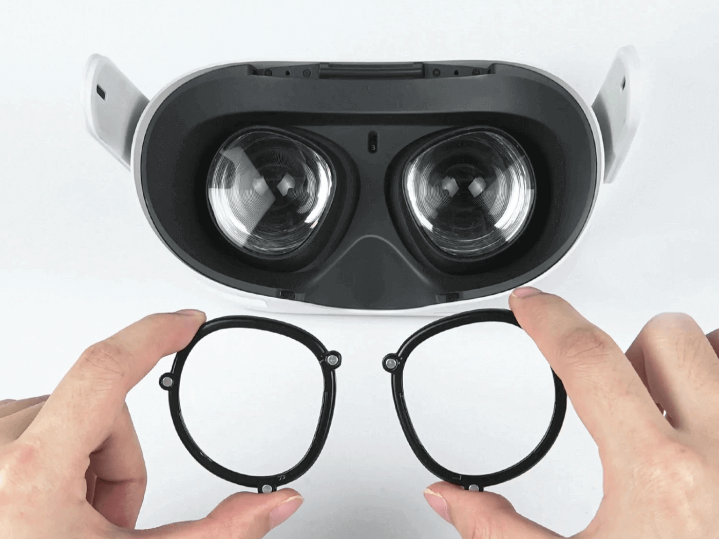 VR prescription lens inserts — how it works